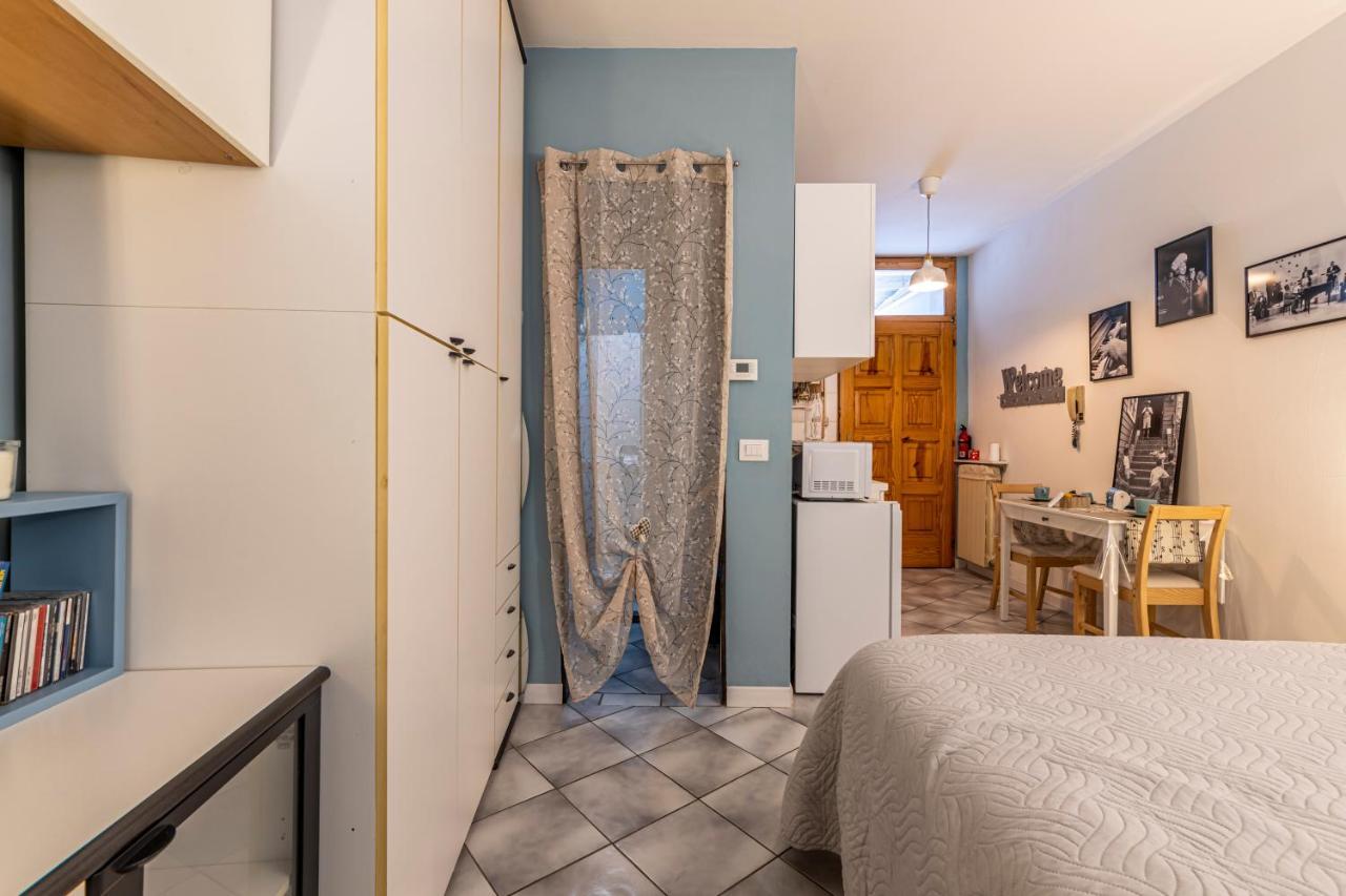 Апартаменты Due Minuti Dal Lago Casa Melodia Интра Экстерьер фото